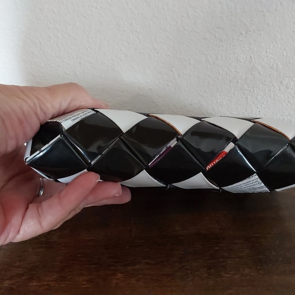 Nahui Ollin Candy Wrapper Zipper Closure Purse - Picture 6 of 7